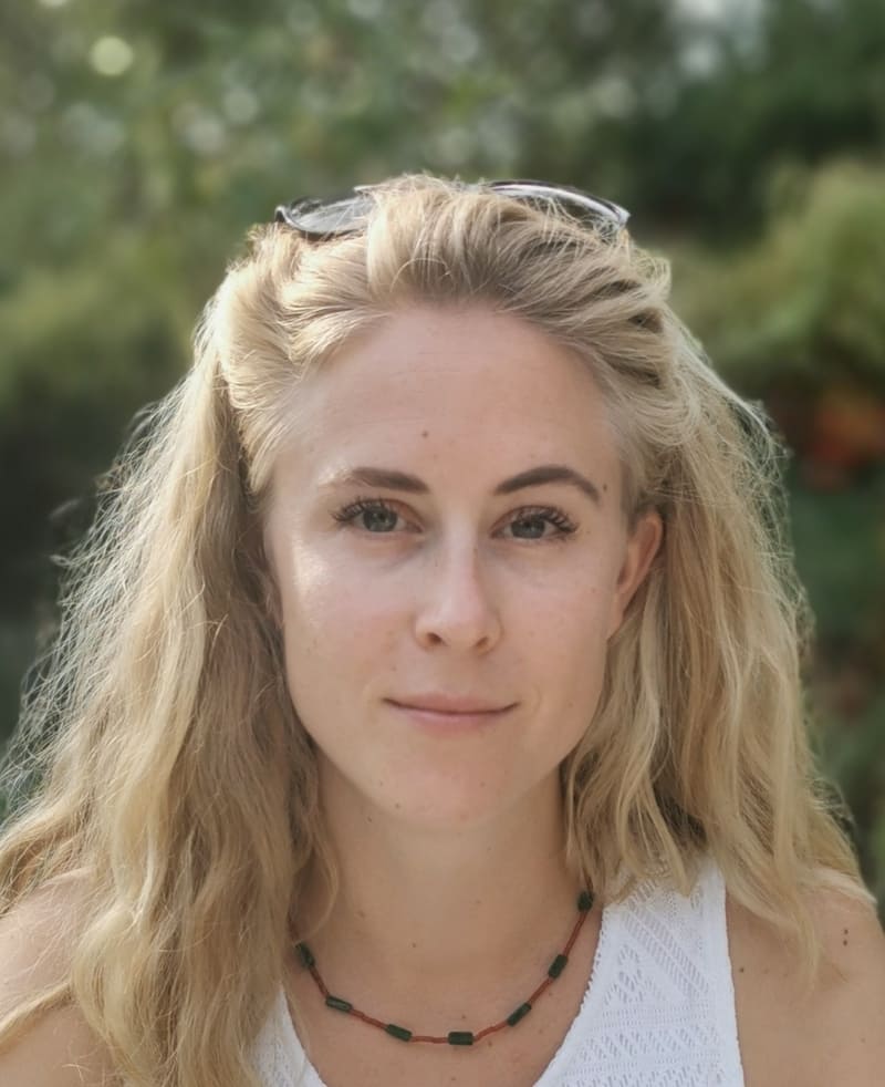 laura@healationship